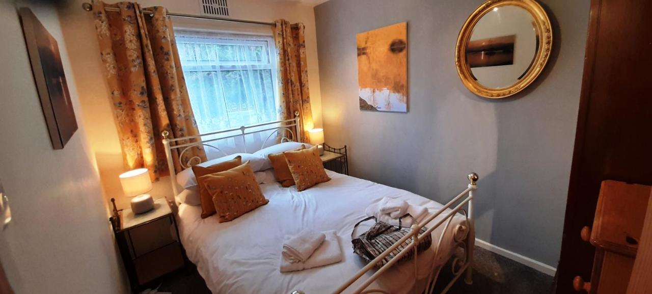 Sheena'S Dartmouth Chalets Экстерьер фото